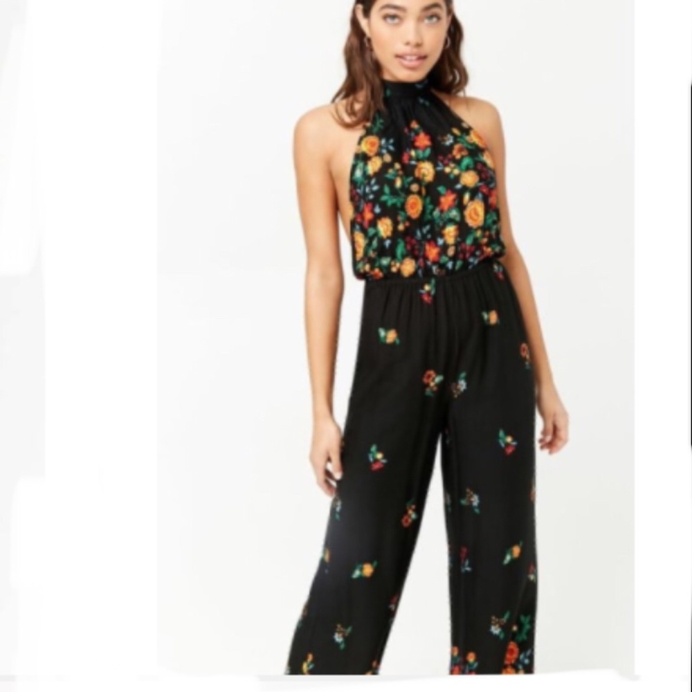NWOT FOREVER 21 CONTEMPORARY STRETCH BOHO FLORAL HALTER WIDE LEG JUMPSUIT S